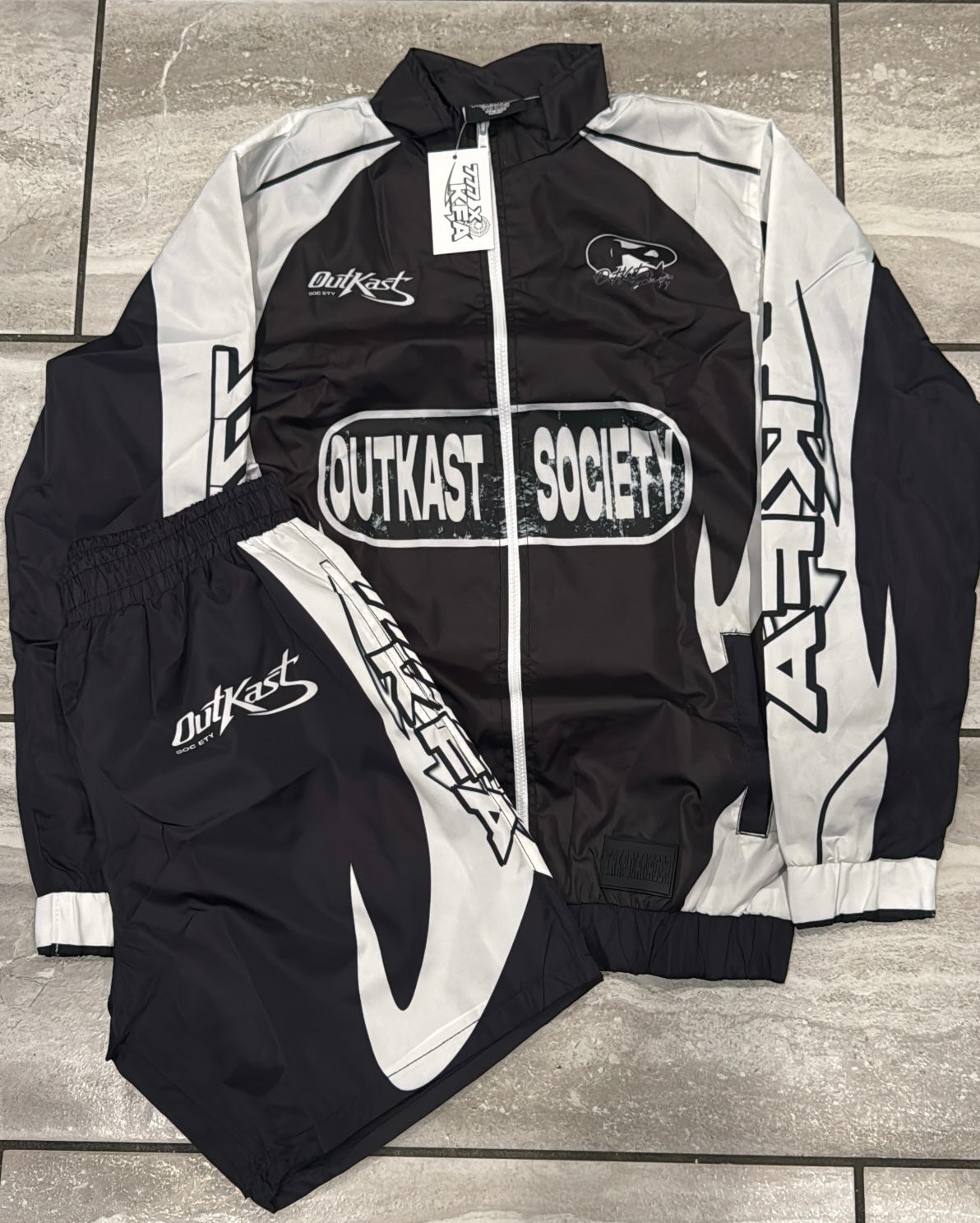 Black OutKast Society set